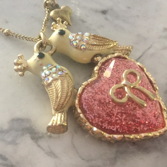 Betsey Johnson Jewelry Authentic Betsey Johnson Gold Love Bird